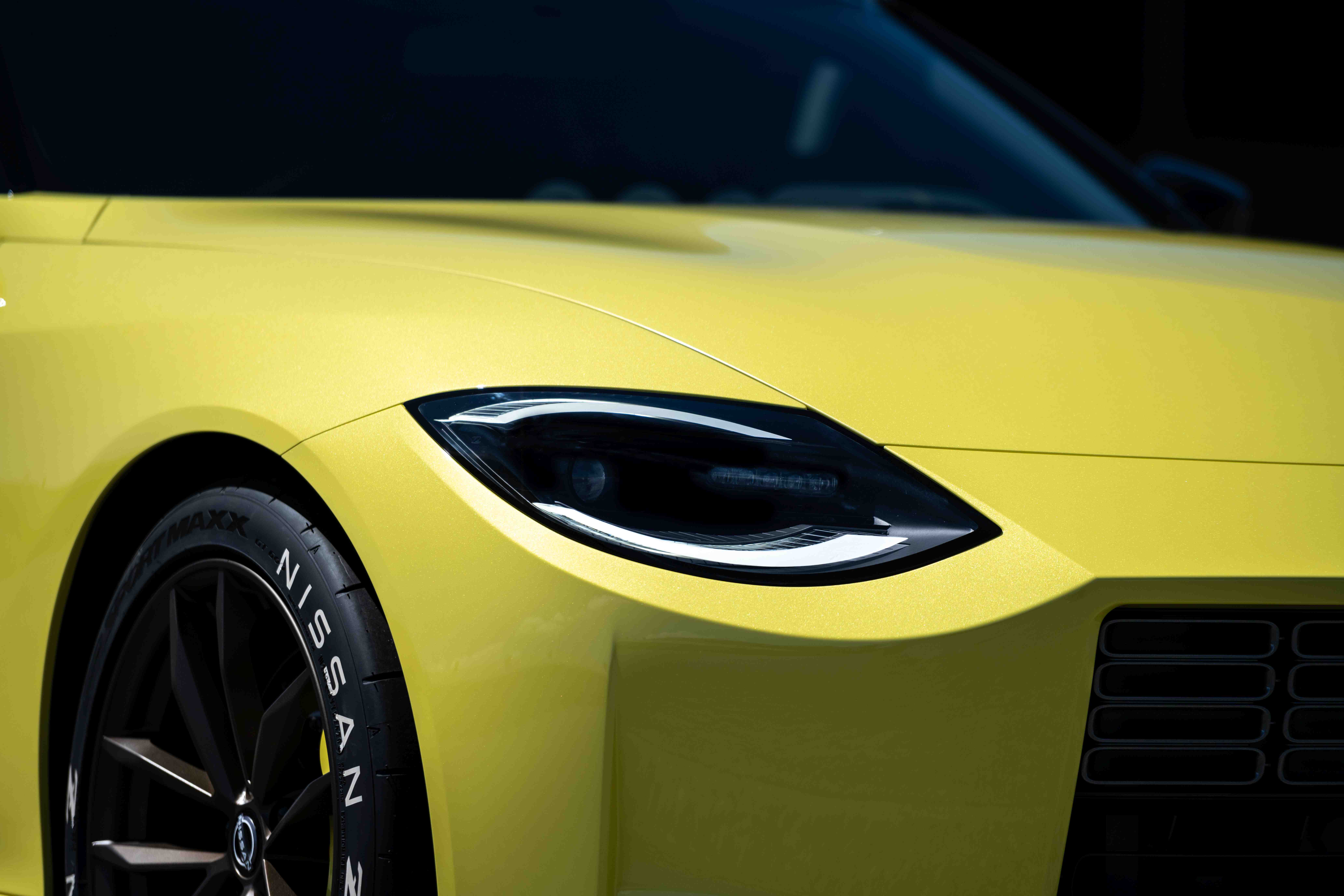 NISSAN フェアレディZ Prototype イエロー 4K ) Nissan Fairlady Z Version ST 